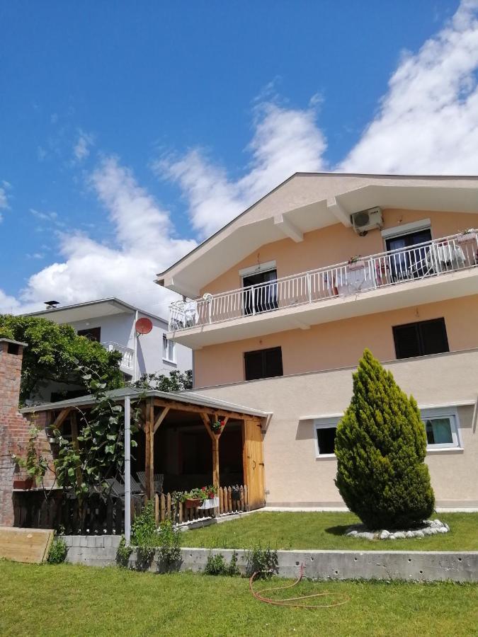 Ninic Family Apartments Тиват Экстерьер фото